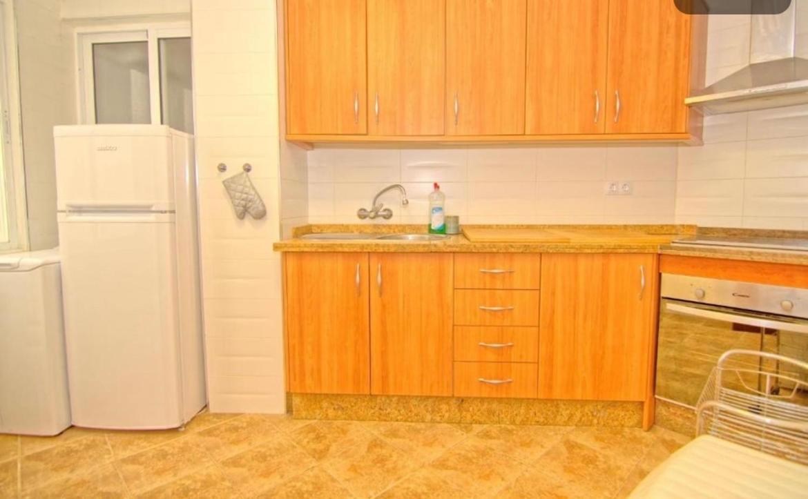Low Cost Room Малага Экстерьер фото